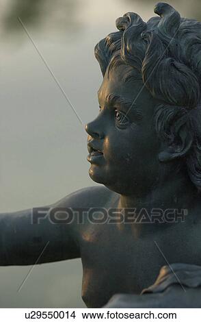 Picture - Chateau de Versailles, France. Fotosearch