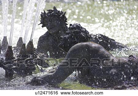 Stock Photograph - Chateau de Versailles, France. Fotosearch
