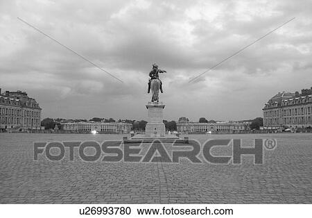 Chateau de Versailles, France View Large Photo Image Stock Image - Chateau de Versailles, France. Fotosearch