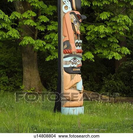 Picture - Totem Poles - Stanley Park, Vancouver, British Columbia. Fotosearch