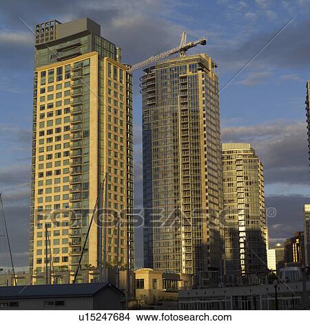 Picture - Vancouver, Canada - buildings in city centre. Fotosearch