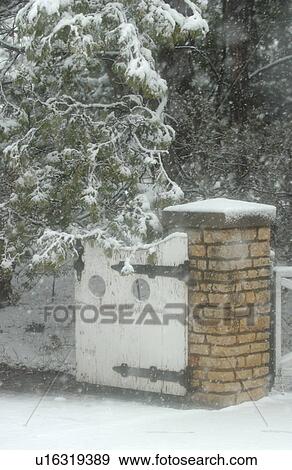 Stock Photo - Winter Scenes - Canada. Fotosearch