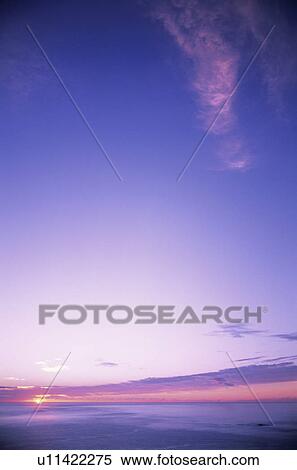 Stock Photography - The Setting Sun And The Horizon. Fotosearch