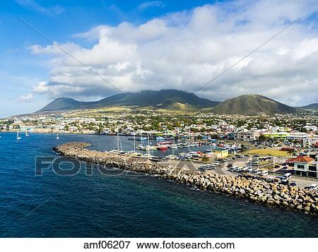 カリブ海 小アンティル諸島 セントクリストファーネヴィス Basseterre 港 写真館 イメージ館 Amf067 Fotosearch