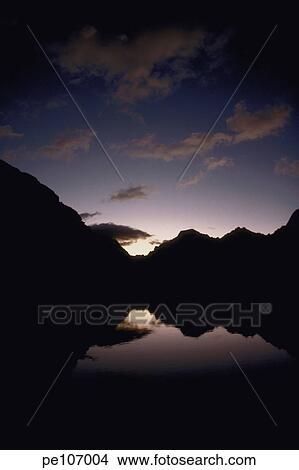 Picture - cold, background, cloud, black, beauty, contemplation, America. Fotosearch