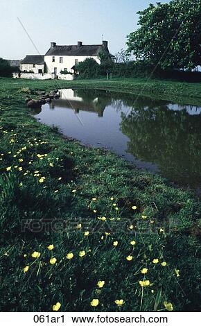 Farmhouse Cottage and Grounds UK View Large Photo Image Stock Image - Farmhouse Cottage and Grounds UK. Fotosearch