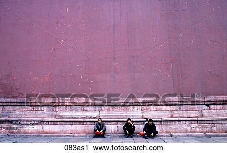 Workers Resting on Outer Wall of Forbidden City Beijing View Large Photo Image Stock Image - Workers Resting on Outer Wall of Forbidden City Beijing. Fotosearch