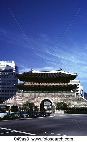 Stock Image - View of Nandaemun South Gate Seoul Korea Asia. Fotosearch