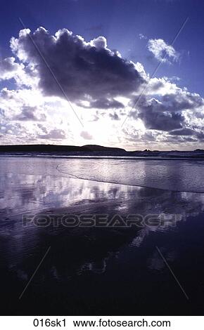 Sun and Clouds Reflecting in Sea View Large Photo Image Stock Image - Sun and Clouds Reflecting in Sea. Fotosearch