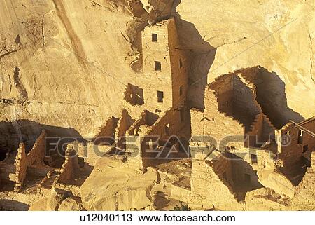 Stock Image - Dwellings at Mesa Verde National Park, Colorado. Fotosearch