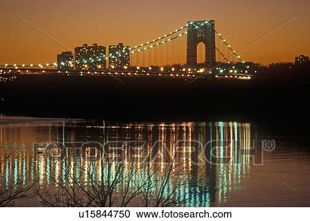 George Washington Bridge at sunset, New York City, New York View Large Photo Image Stock Image - George Washington Bridge at sunset, New York City, New York. Fotosearch