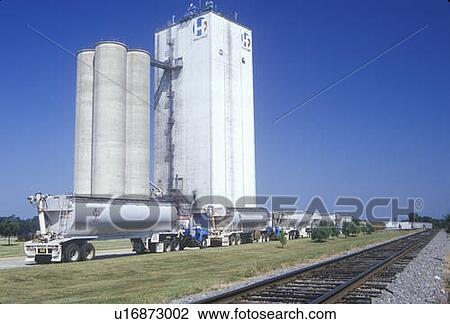Grain silos in Hope, Arkansas View Large Photo Image Stock Image - Grain silos in Hope, Arkansas. Fotosearch
