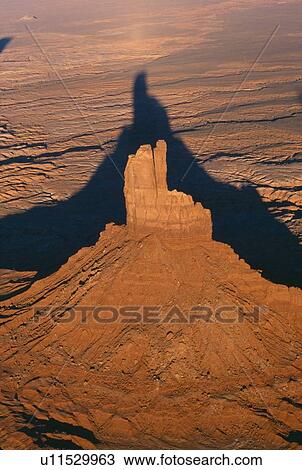 Monument Valley Tribal Park At Sunrise, Arizona View Large Photo Image Stock Image - Monument Valley Tribal Park At Sunrise, Arizona. Fotosearch