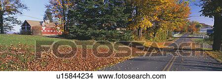 Red Barn, Lyndonville, Vermont View Large Photo Image Picture - Red Barn, Lyndonville, Vermont. Fotosearch