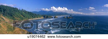Stock Image - Sea Stacks rock formations, Cannon Beach, Oregon. Fotosearch