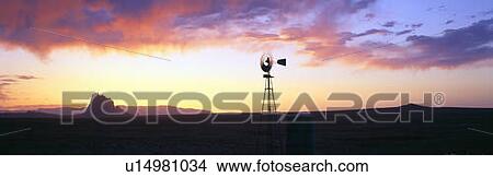 Picture - Shiprock Peak, Four Corners, New Mexico. Fotosearch