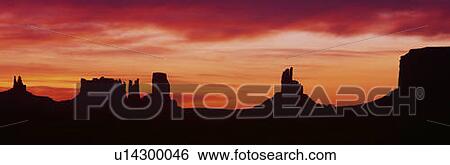 Stock Photograph - Sunrise, Monument Valley, Arizona. Fotosearch