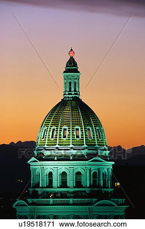 Stock Image - This is the State Capitol Dome taken in morning light. . Fotosearch