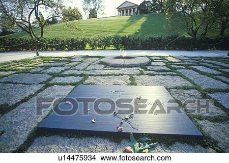 Picture - Tomb of President John F. Kennedy, Arlington Cemetery, Washington, D. C.. Fotosearch