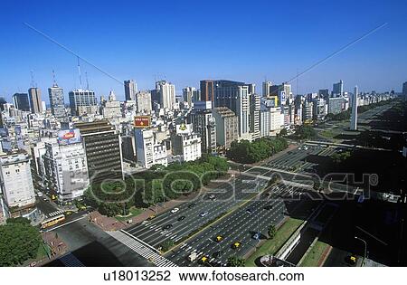 Stock Image - Widest Avenue in the World. Fotosearch