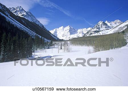 Stock Photo - Winter in Aspen, Colorado. Fotosearch