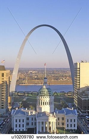 St. Louis arch with Old Courthouse and Mississippi River, MO View Large Photo Image Stock Image - St. Louis arch with Old Courthouse and Mississippi River, MO. Fotosearch