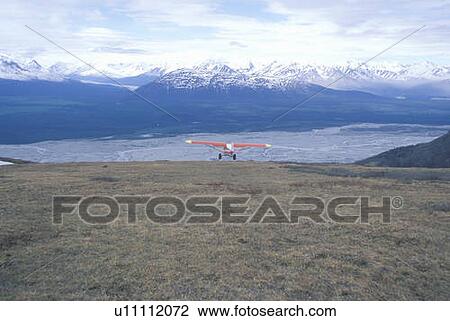 Super Cub Piper bush airplane View Large Photo Image Stock Image - Super Cub Piper bush airplane. Fotosearch