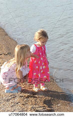 Picture - Children playing. Fotosearch